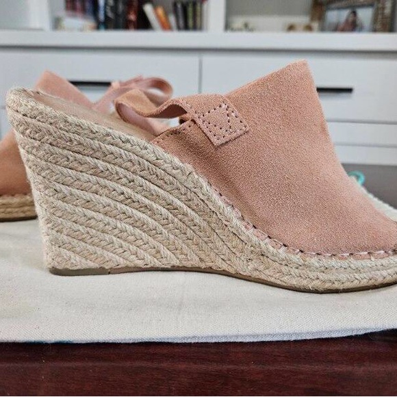 Size 7.5 Tom’s Wedges Espadrilles - Picture 7 of 13